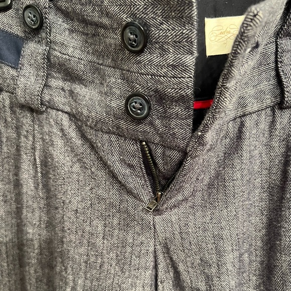 Pants for Women - Picture 4 of 5